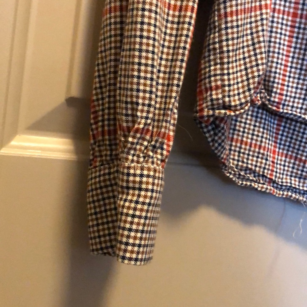 Long Sleeve Button Blouse - Picture 3 of 4